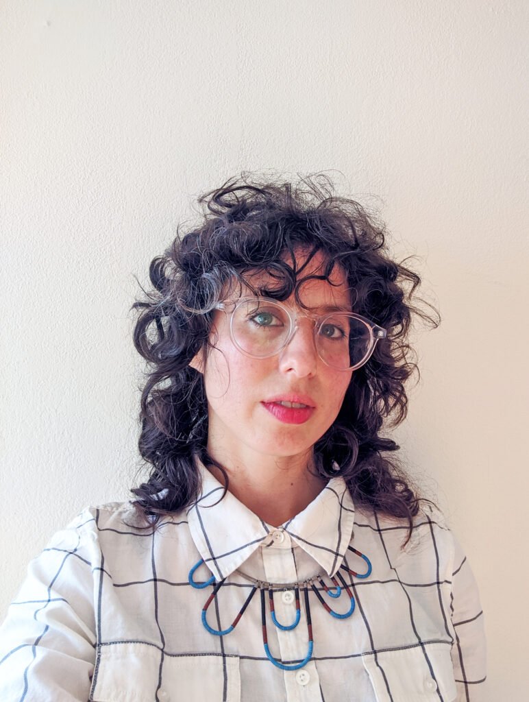 Laura deLeon